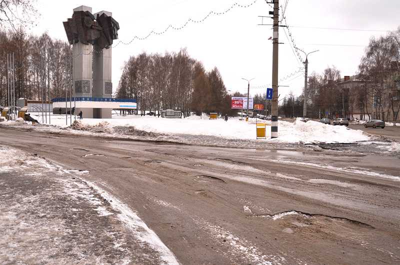 Лет ковров. Ковров дороги. Дороги в Коврове зимой. Ковров скорбит. Ковров зима грязь.