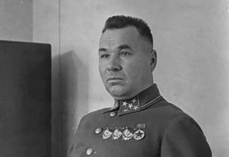 Как сложилась жизнь генерала Иосифа Апанасенко, который обматерил самого Сталина
