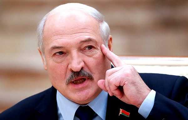 Лукашенко обратится к РФ с просьбой о кредите в 3 млрд долларов