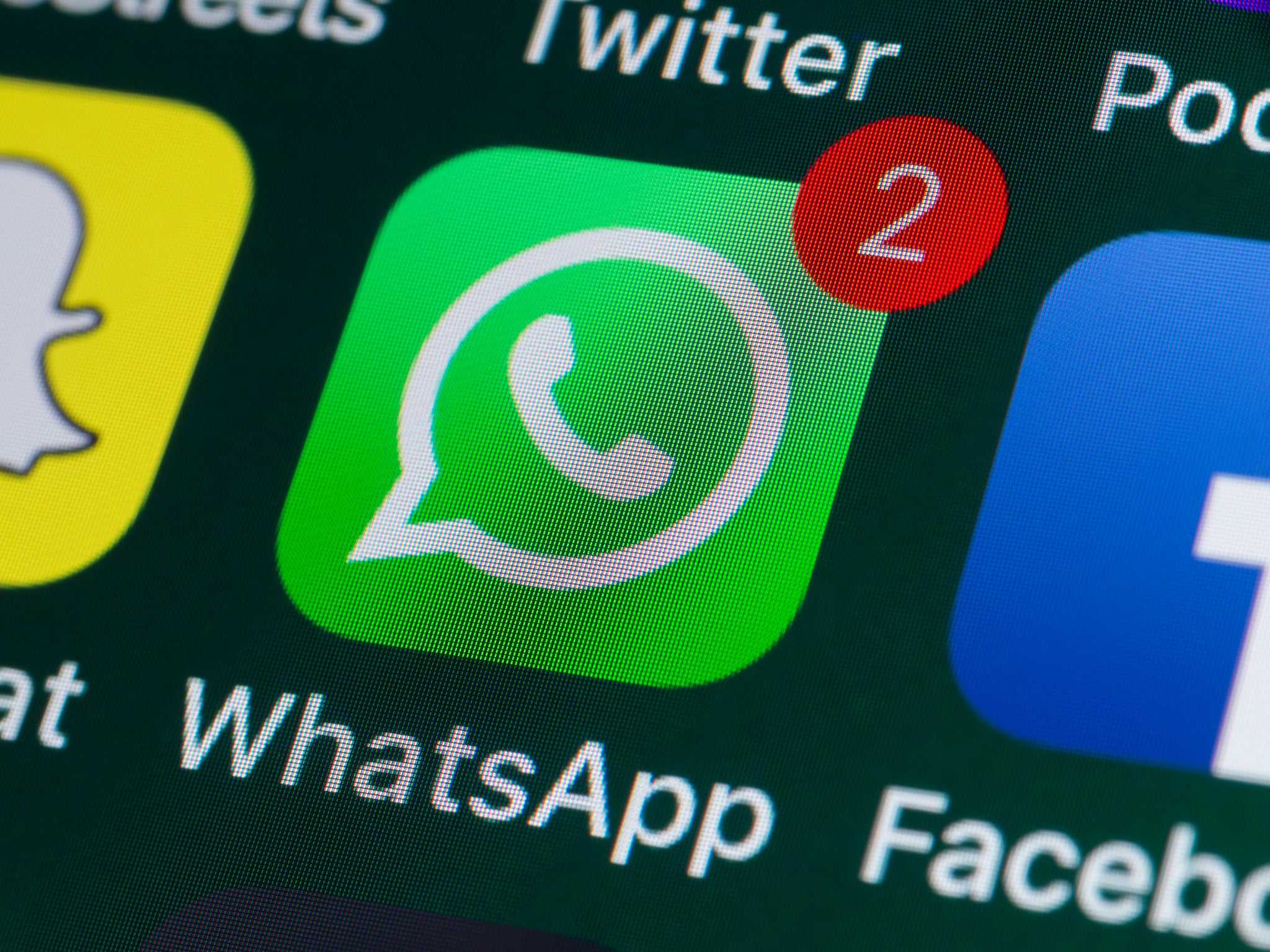 Эксперты: WhatsApp может быть опасен для пользователей