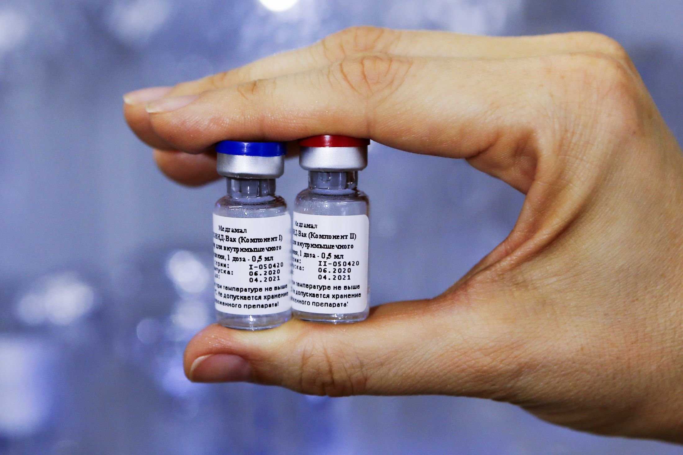 Роспотребнадзор отрицает невозможность дважды вакцинироваться лекарством «Спутник V»