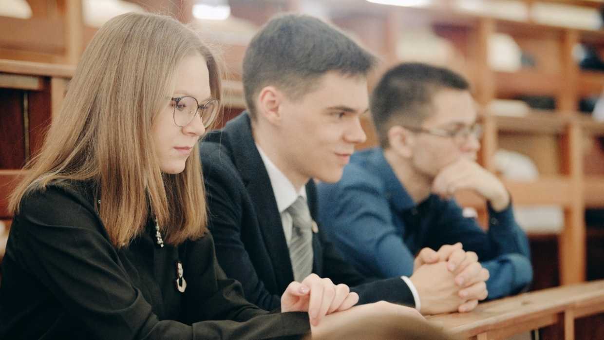 В российских ВУЗах студенты смогут сдавать сессию удаленно, используя биометрию