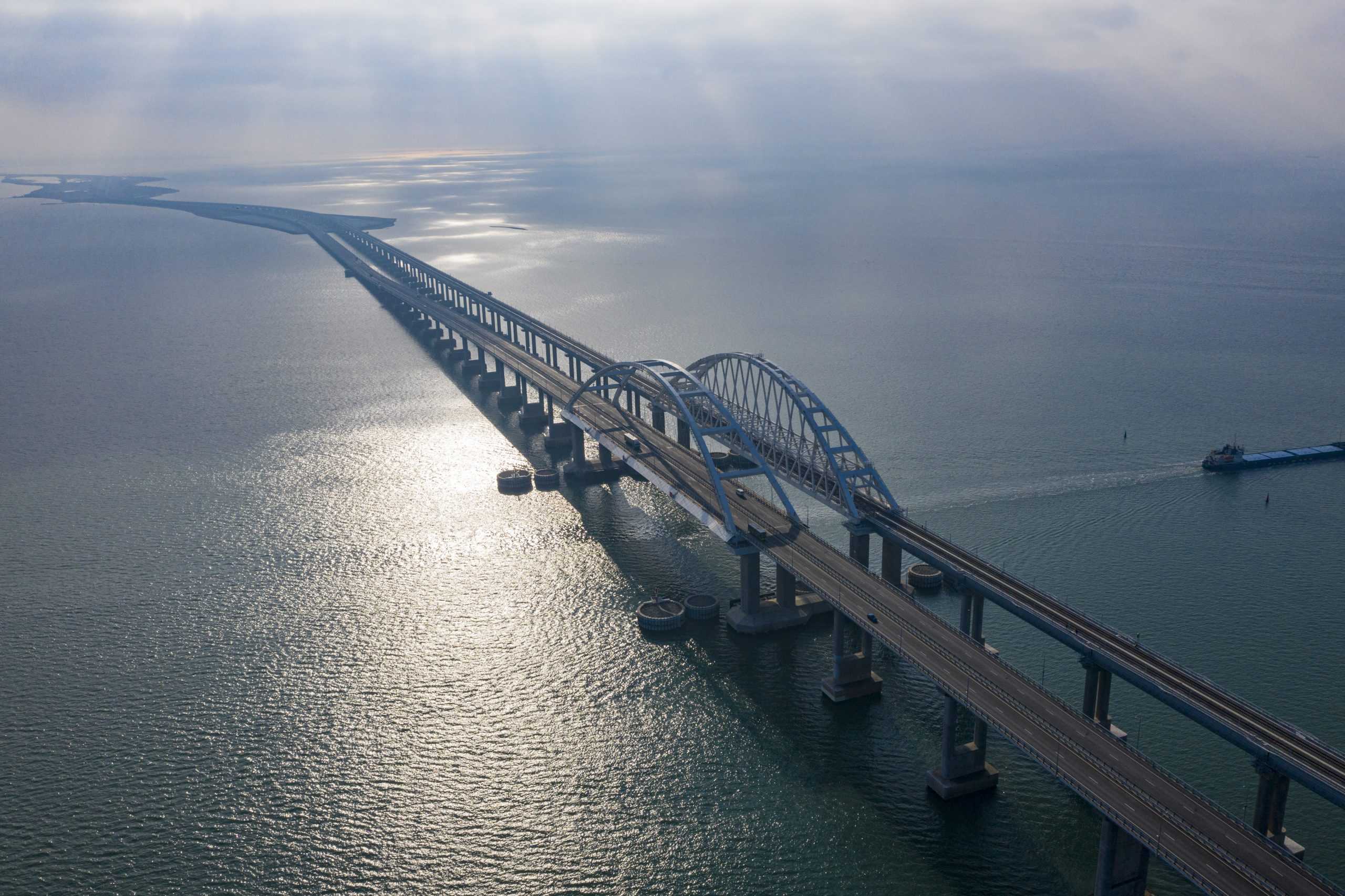 Власти Австралии ввели санкции против РФ за строительство Крымского моста