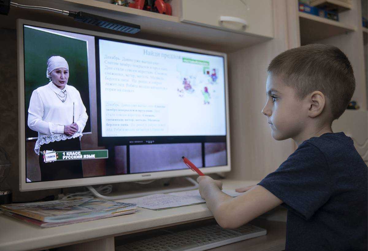 В российских школах будет запущен аналог Zoom