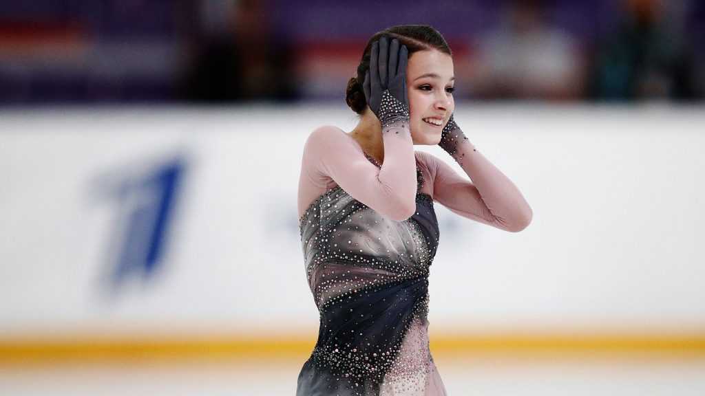 Анна Щербакова выиграла Чемпионат мира 2021 года по фигурному катанию
