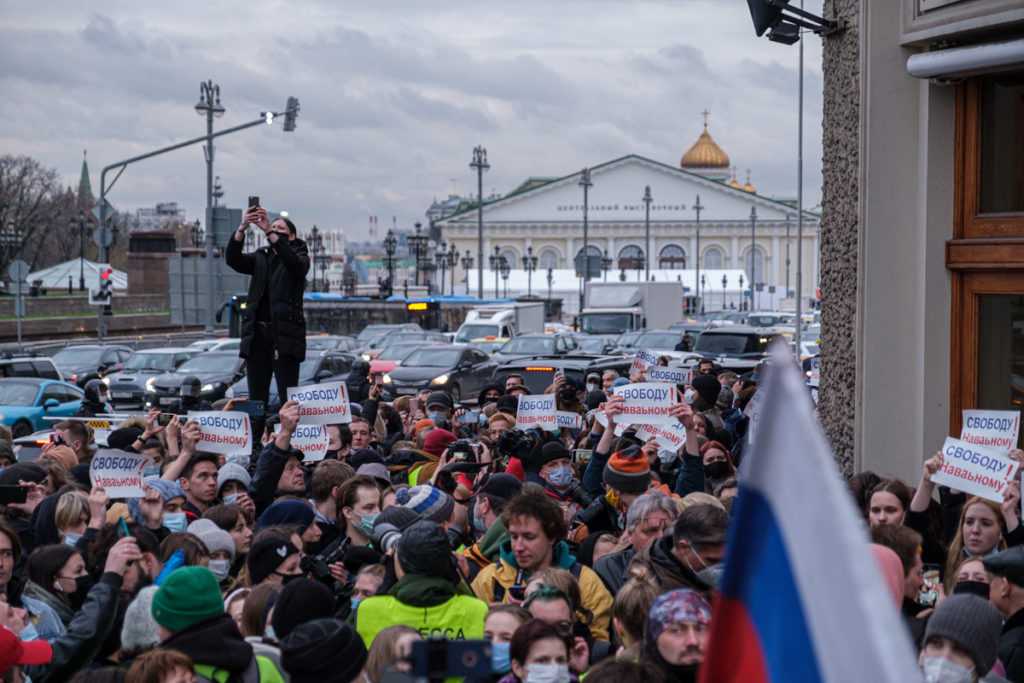 122 иностранным гражданам на 40 лет запретили въезд в Россию за участие в протестах