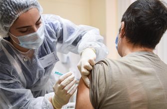 В России приступили к надомной вакцинации
