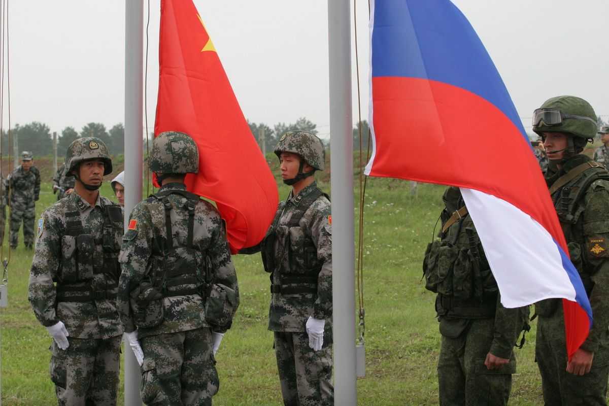 В Германии заявили, что существует российско-китайский военный альянс