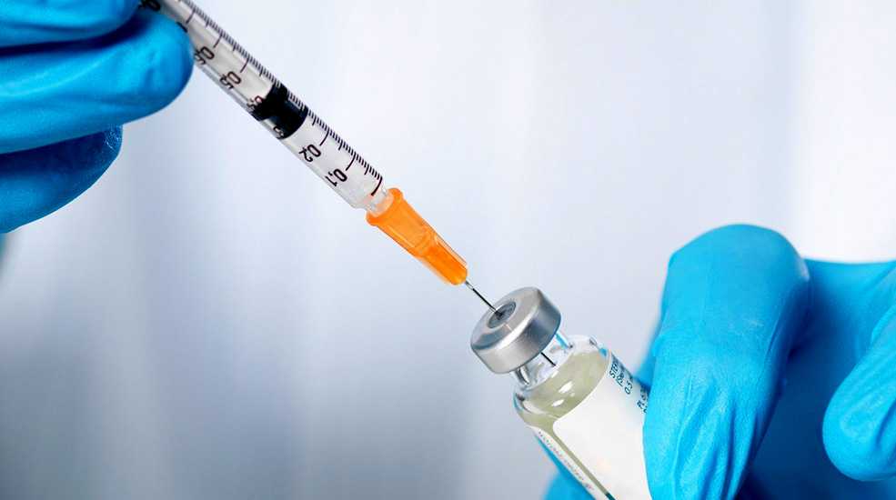 В России составят списки тех, кому нужна обязательная вакцинация