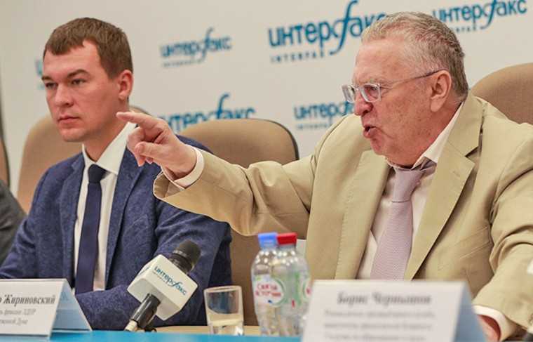 Жириновский сообщил, что ЛДПР не занимается мошенничеством