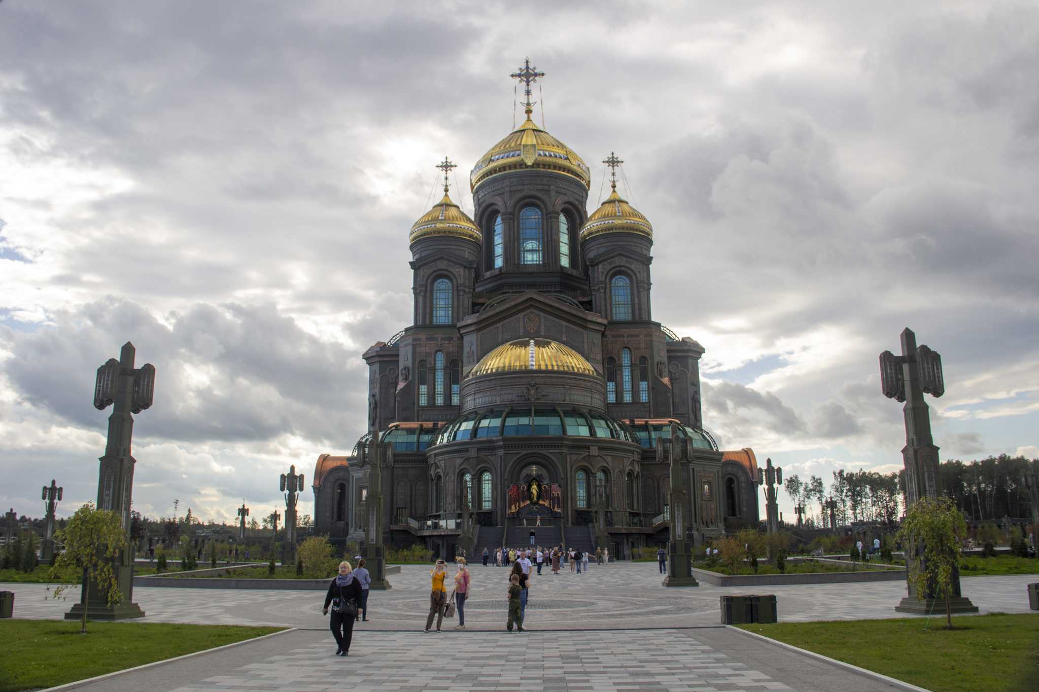Самым посещаемым храмом в России стал храм Вооружённых сил