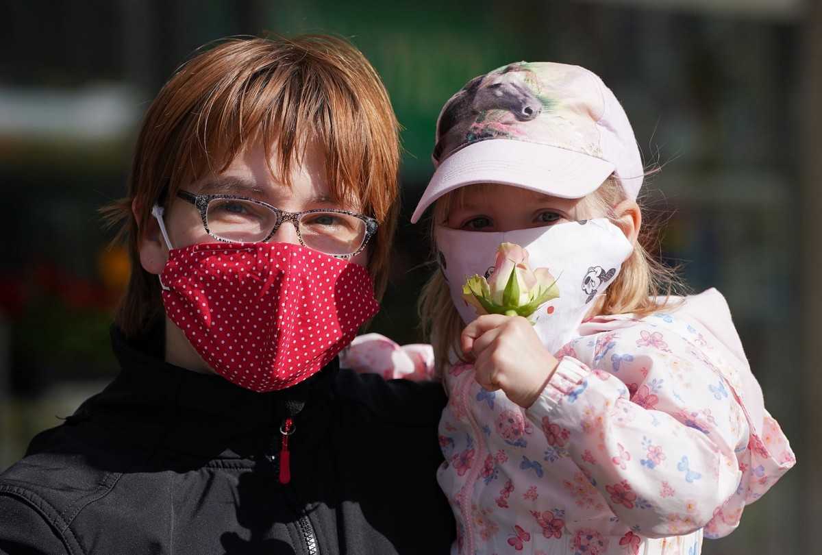 В Кремле не принимали решения по продлению выходных во всей стране