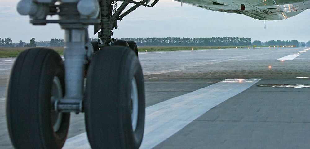 Прошла экстренная посадка самолета в Новосибирске из-за срабатывания датчика задымления
