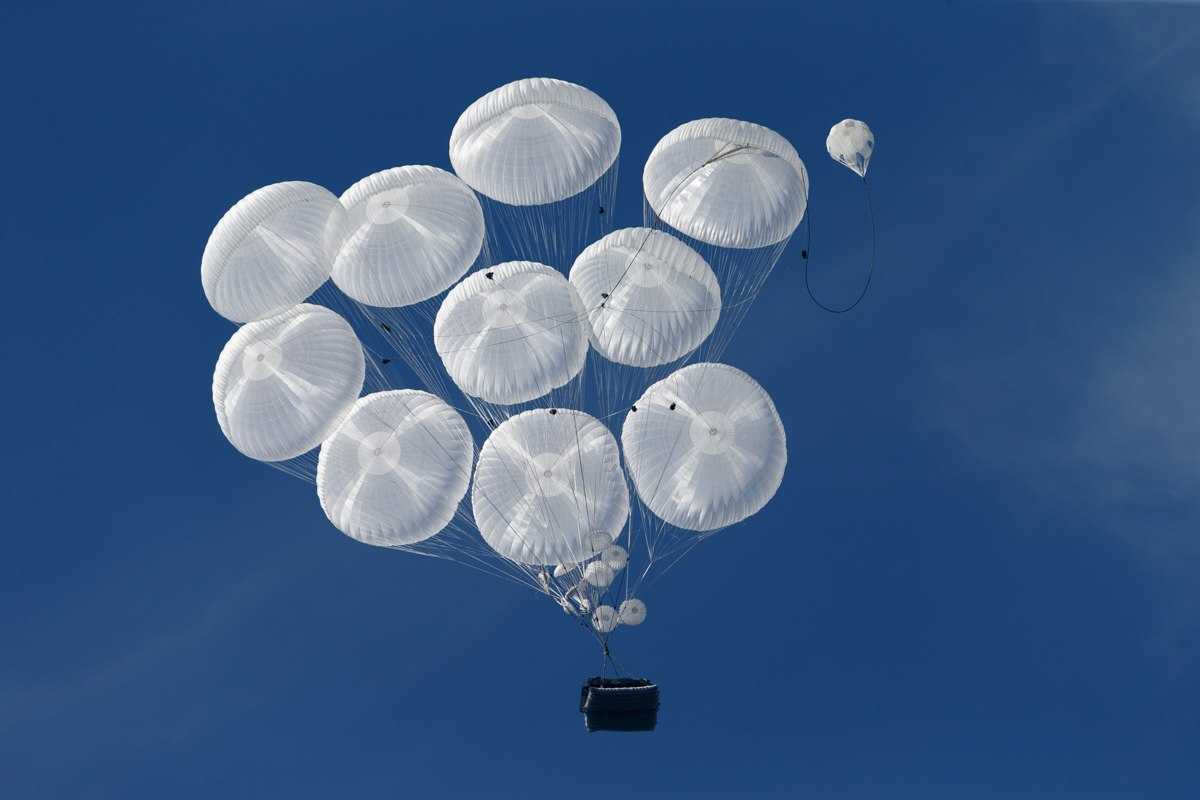 Испытания новых парашютов для Воздушно-десантных войск