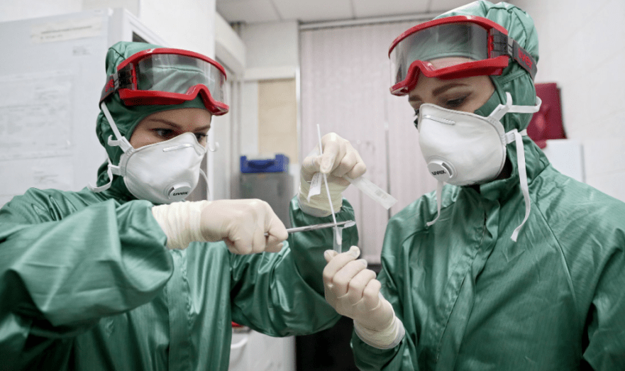 «Российский штамм» коронавируса исключили из списка ВОЗ