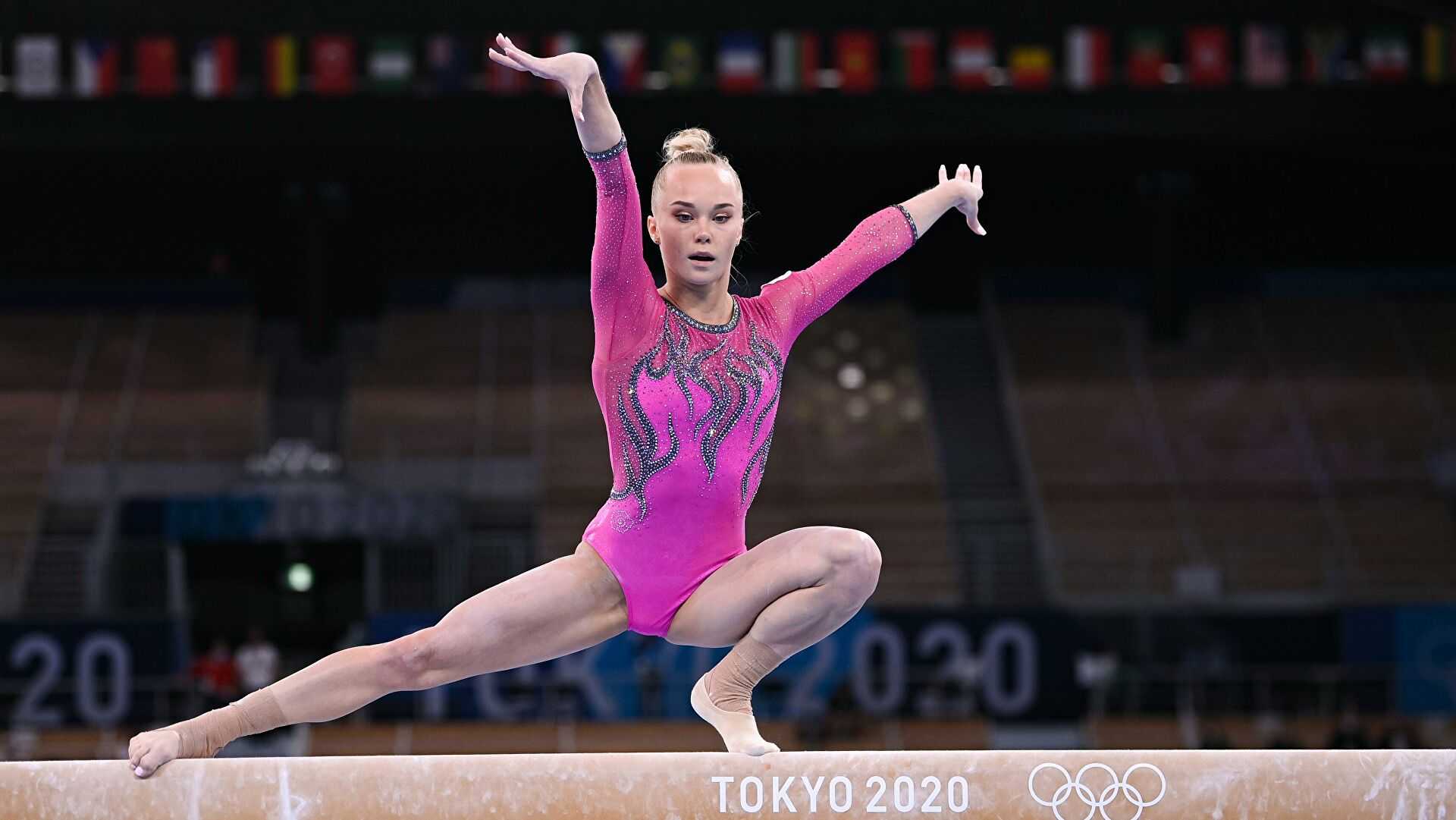 Российская гимнастка Мельникова заняла третье место в Токио