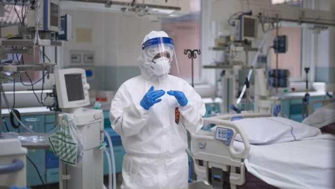 В России ждут новый пик заболеваемости коронавирусом