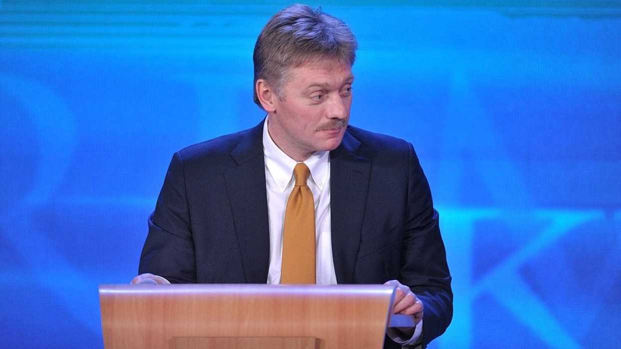 Песков дал комментарий, почему в России не будут вводить новый локдаун