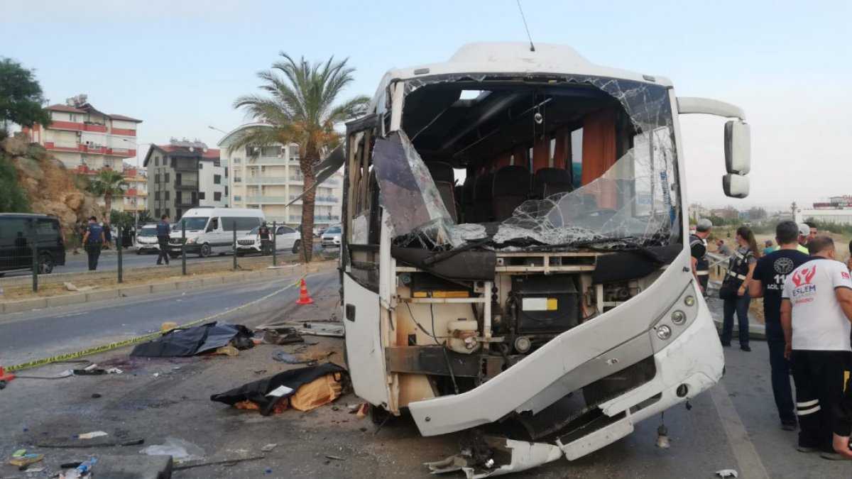 В Турции перевернулся автобус с российскими туристами. Есть погибшие