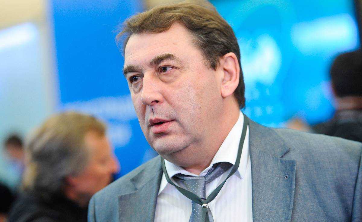 Экс-министр экономики призвал власти к финансовой поддержке россиян
