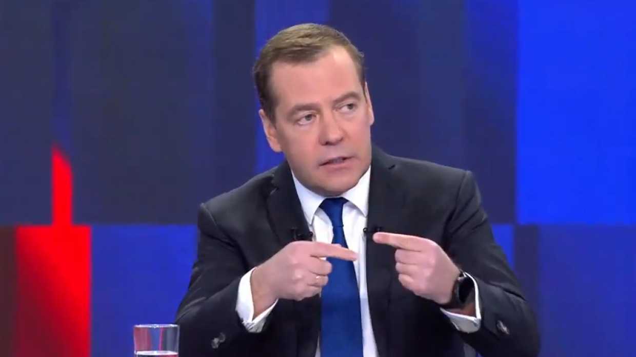 Медведев рассказал, сколько было американских атак на ЦИК в период выборов