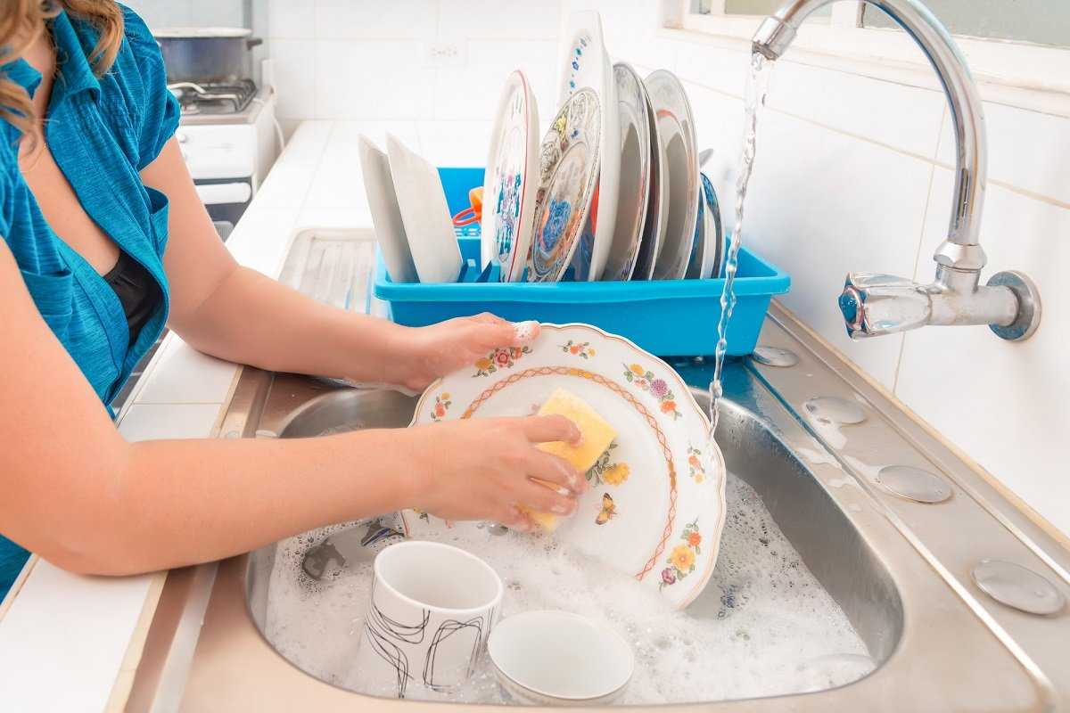 Российский эксперт: «Неправильное мытье посуды может вызвать онкологию»