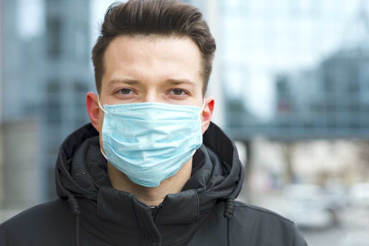 Россиянам рассказали, что станет с коронавирусом при приближающихся холодах