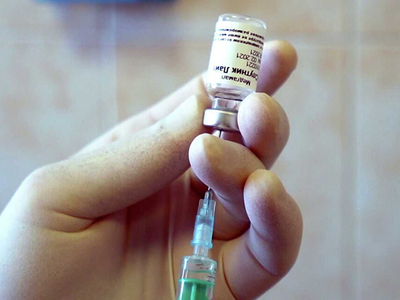 Песков прошел вакцинацию препаратом Спутник Лайт