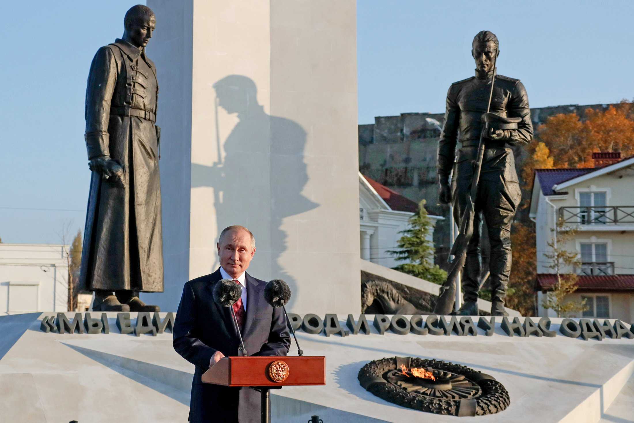 Путин рассказал о главных ценностях России и о будущем Крыма и Севастополя
