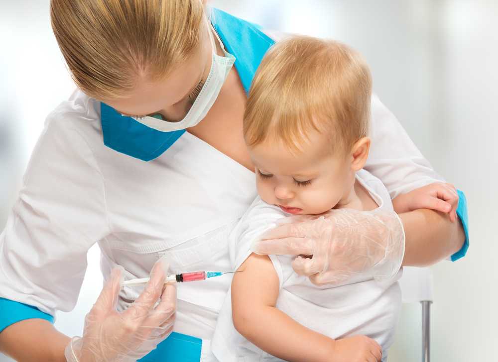 Мурашко: скоро исследование детской вакцины от коронавируса будет завершено