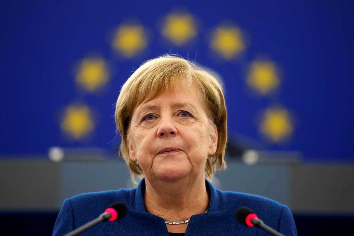 Меркель: посягательство на украинский суверенитет не останется без жестких последствий