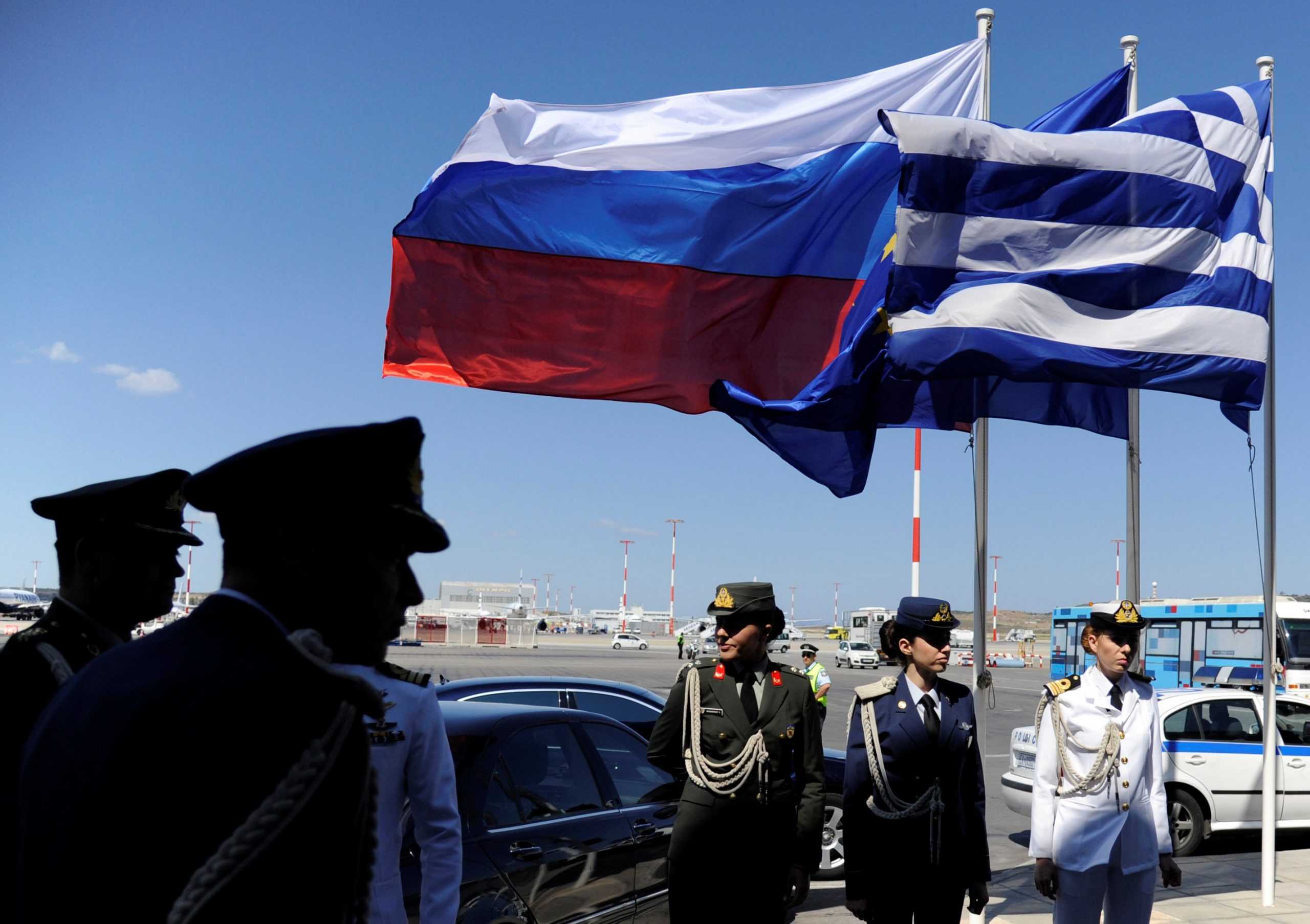 Россию крайне беспокоит повышенная концентрация сил НАТО в Греции
