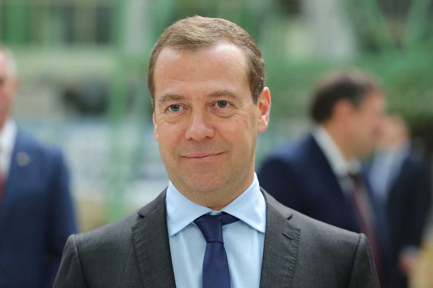 Медведев пожелал гражданам России верить в себя