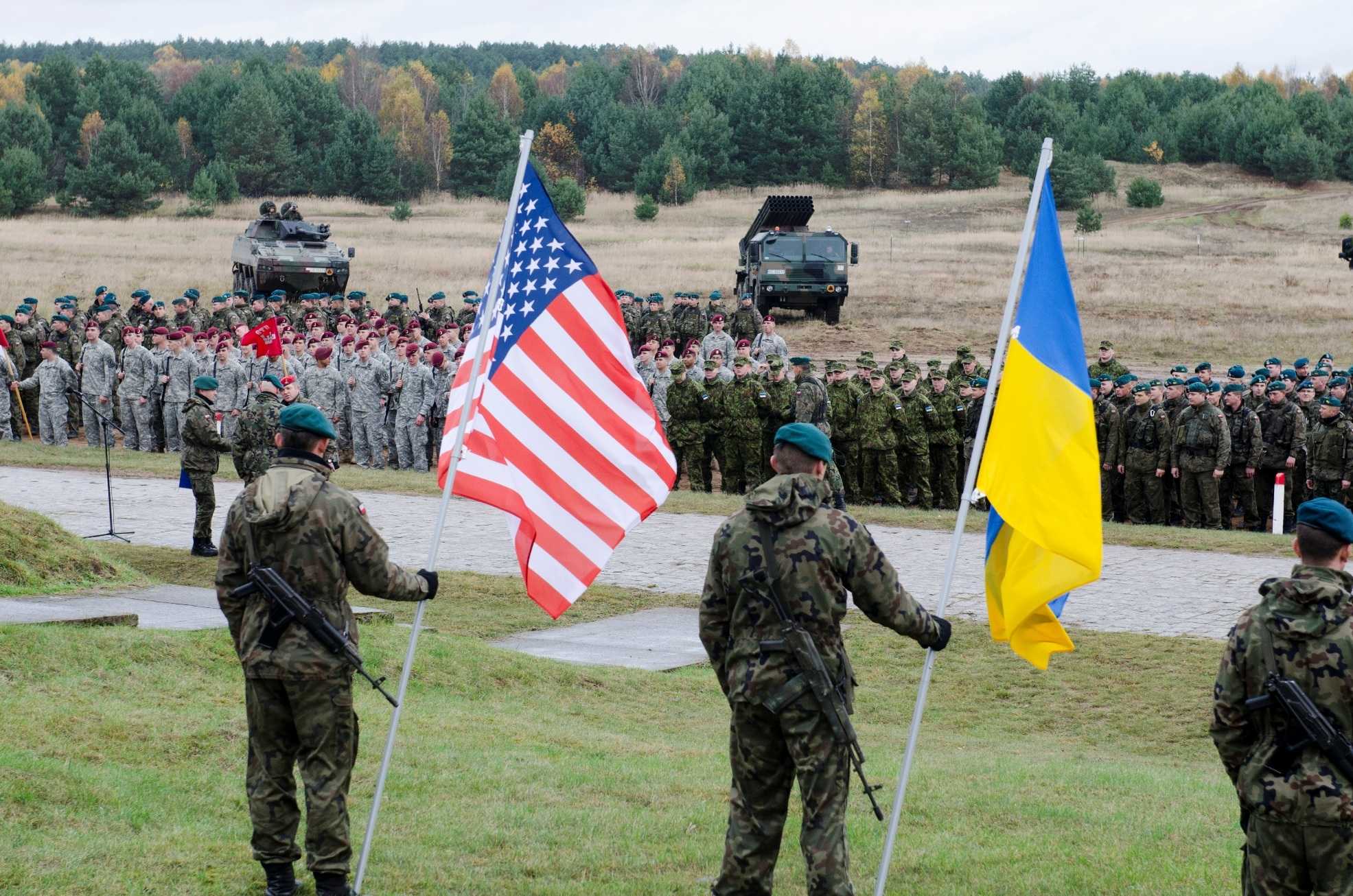 Украинская армия предлагала России защиту Крыма от НАТО