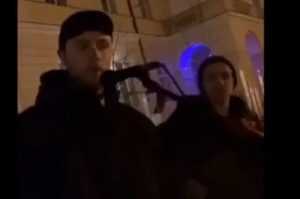 Украинцы в балаклавах жестко избили музыкантов за русские песни
