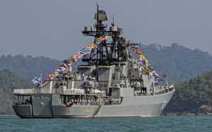 Противолодочный корабль «Адмирал Пантелеев» у Филиппин