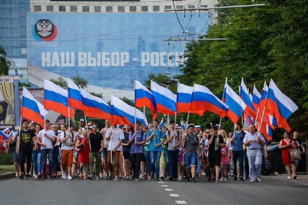 В ЛНР заявили, что Донбасс стремится в Россию