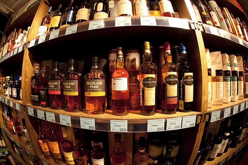 В России хотят запретить продажу алкоголя в выходные