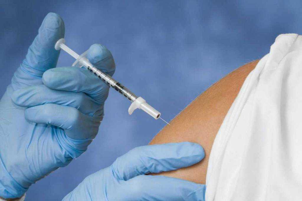 ЕС предупреждает о риске перегрузки иммунитета из-за ревакцинации