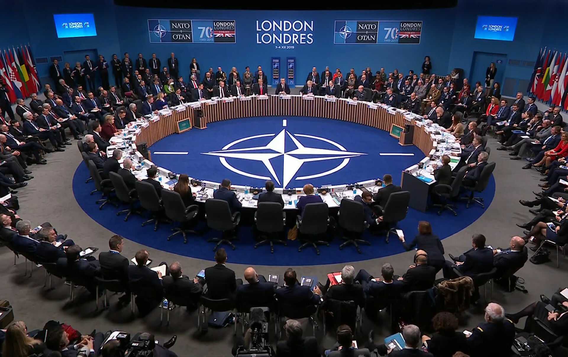Расширение НАТО несет серьезные риски для России 
