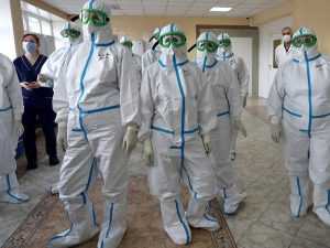 Россия активно вооружается новыми прививками от нового штамма коронавируса