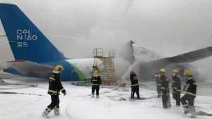 Российский самолет загорелся в Китае