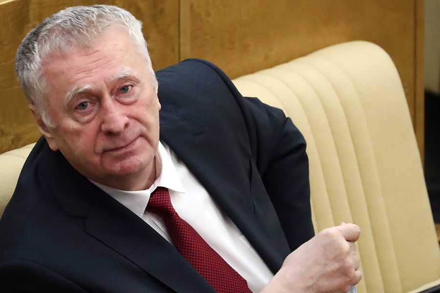 ЛДПР призывает не верить СМИ про смерть Жириновского