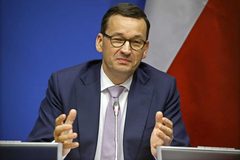 Премьер-министр Польши заявил о желании ввести эмбарго на уголь из РФ