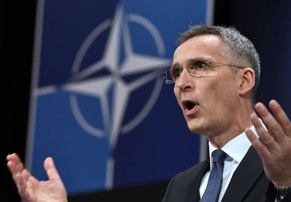 Генсек НАТО: "Мы следим за тем, чтобы спецоперация не переросла в войну"