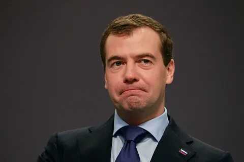 Медведев уверен, что иностранные компании хотят вернутся в Россию