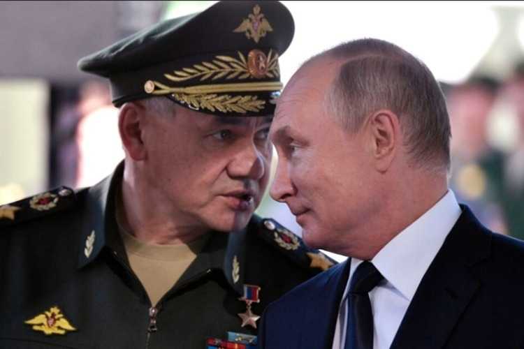 Шойгу отчитался Владимиру Путину об освобождении Мариуполя