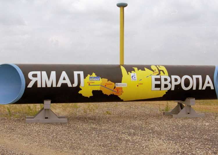 Газпром перестал поставлять природный газ в Польшу по маршруту Ямал-Европа