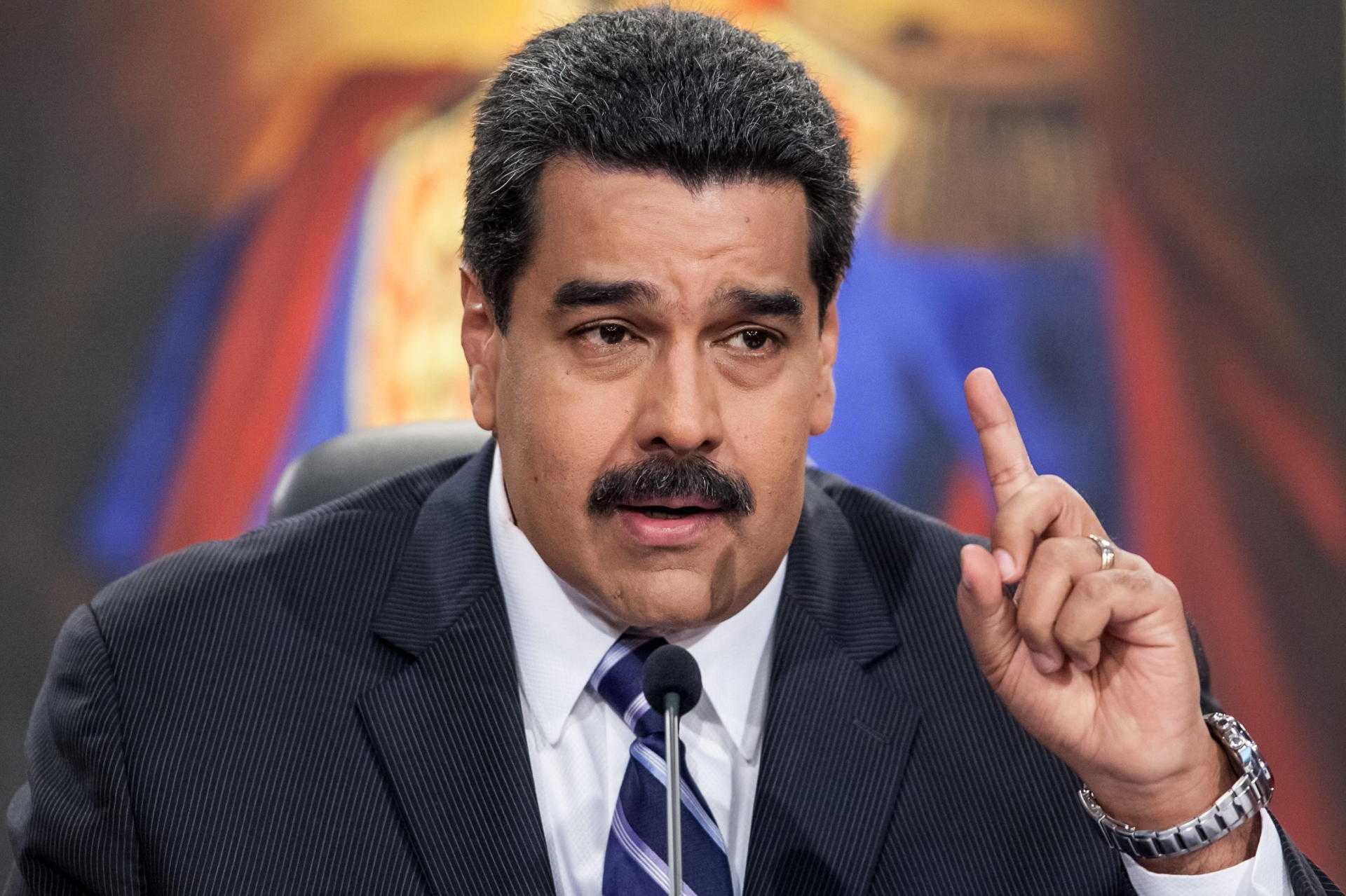 Мадуро: "Запад хочет расчленить Россию, так как боится многополярного мира"
