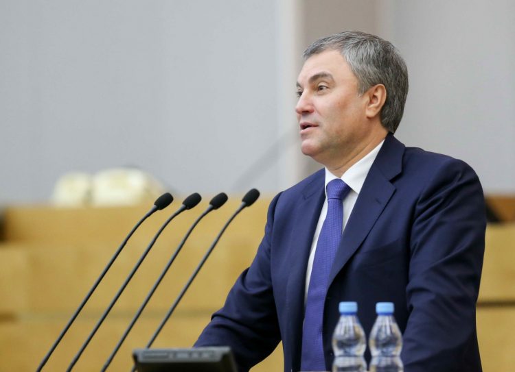 Володин призвал чиновников покинуть посты, если они не согласны с политикой РФ